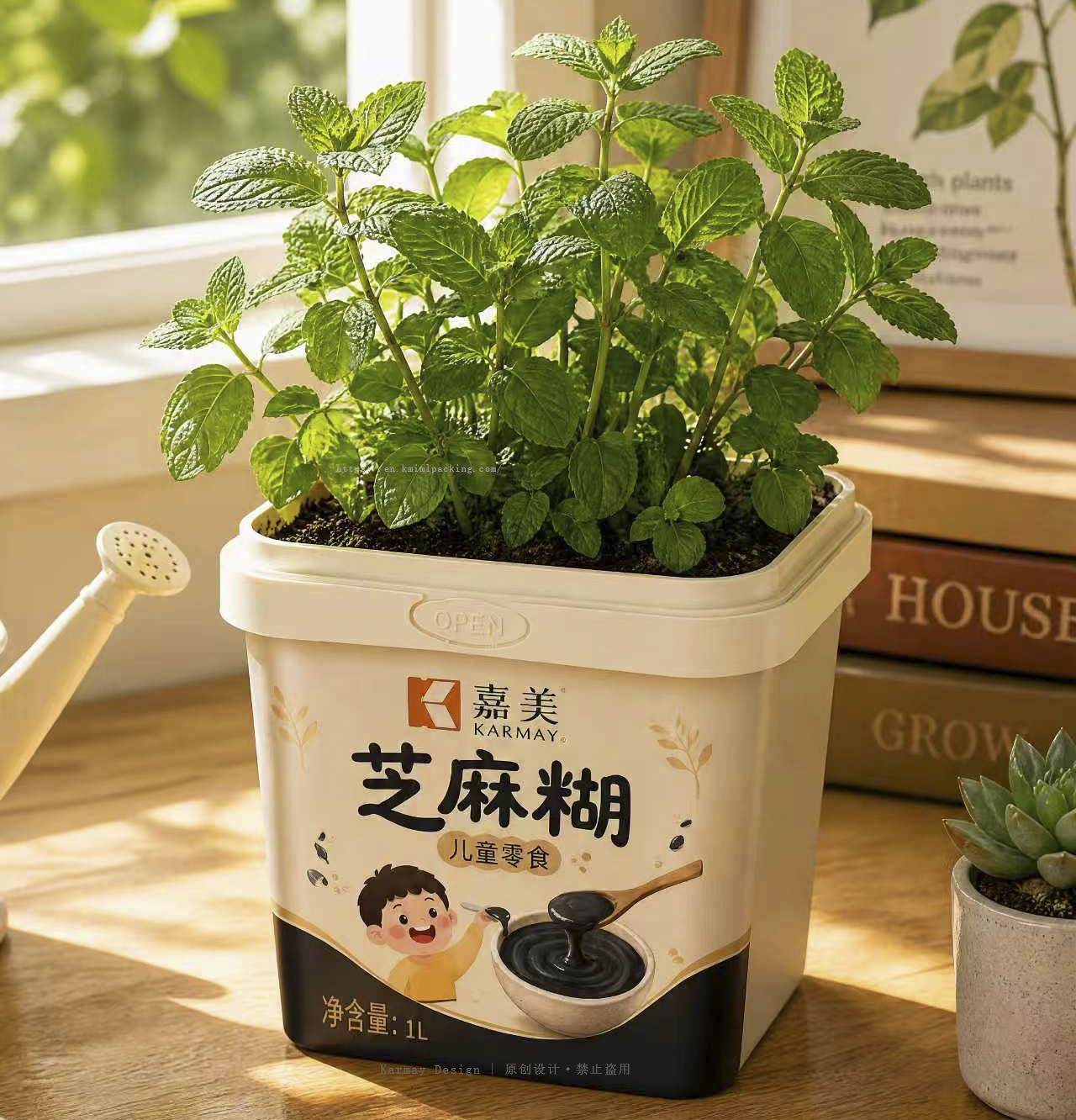 可堆叠1L儿童食品包装，密封防漏耐冷藏，适配商超零售与冷链运输